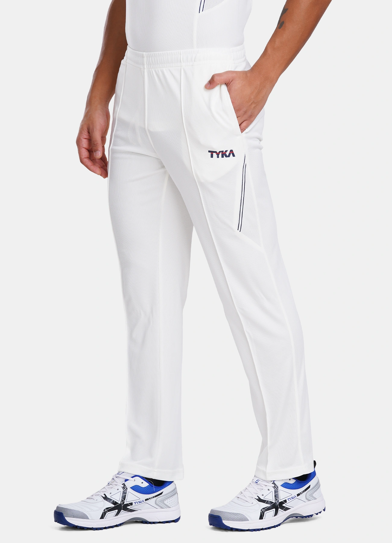 TYKA Cricket Prima OffWhite L